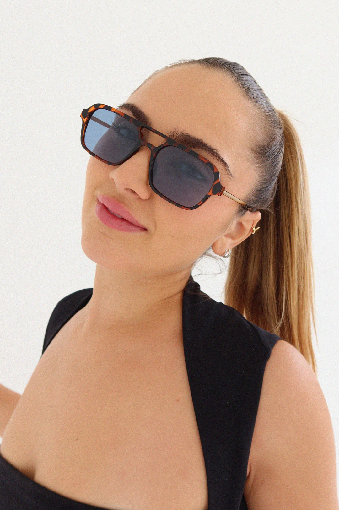 Ice Cube Blue Sunglasses - Image 4