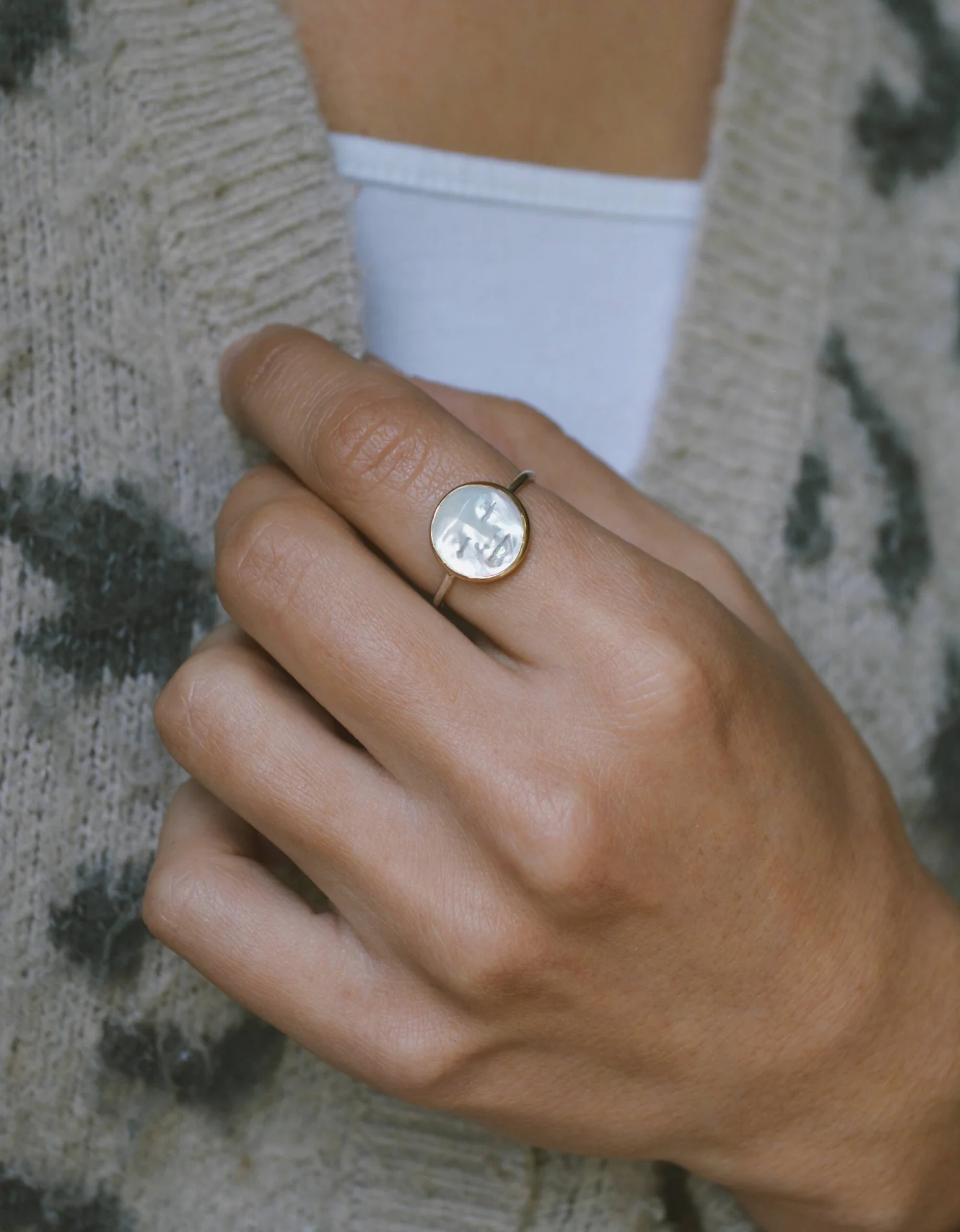 Pearl Moon Face Ring - Image 5